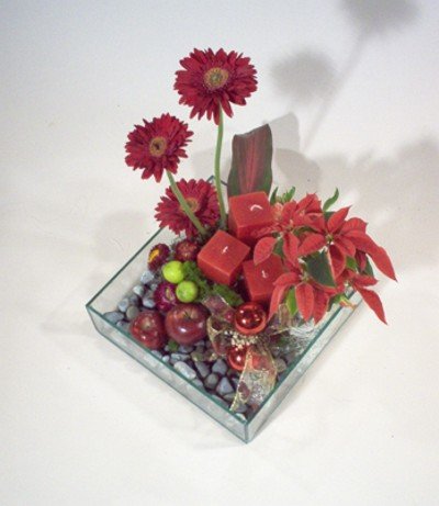 CHRISTMAS CENTREPIECE ARRANGEMENT