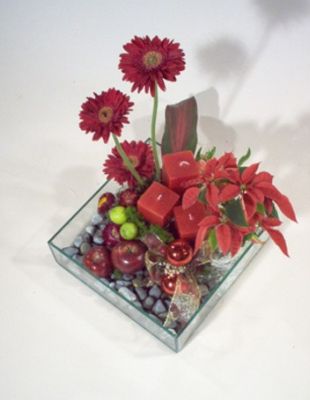 CHRISTMAS CENTREPIECE ARRANGEMENT