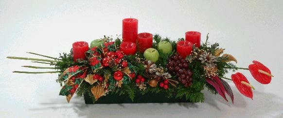 CHRISTMAS CENTREPIECE ARRANGEMENT